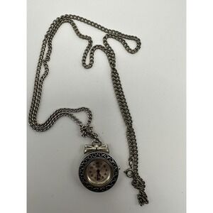 Sarah Coventry Ladies SCL339I Pendant Watch New Battery 26MM Silver Tone B43